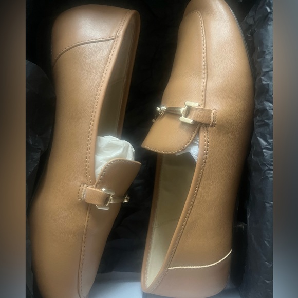 NIB Lord & Taylor Panella Loafers in Brown Sz 5.5 - Picture 2 of 4